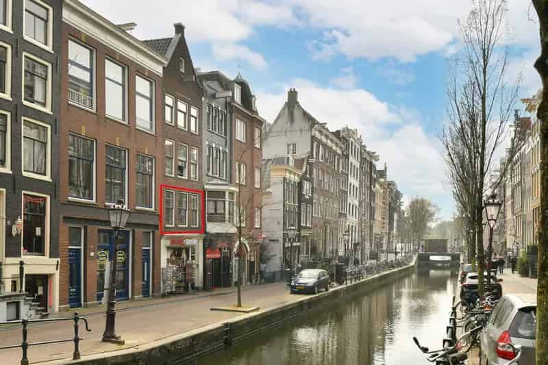 Appartement te Koop Amsterdam Centrum Historisch pand 38m2 Grachtenzicht
