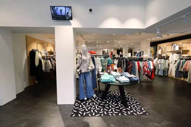 Winkel te Koop Emmeloord Lange Nering