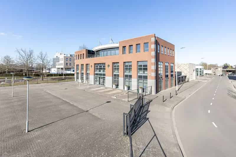 Bedrijfshal Eindhoven Croy 42-46 te Huur