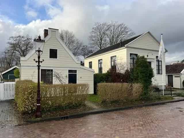 Vrijstaande woning Amsterdam 4 kamers 73m2 te huur