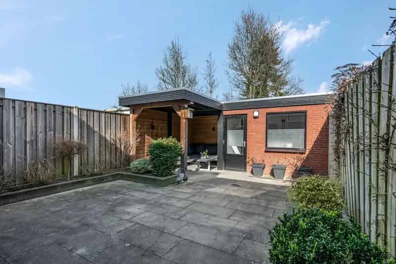 Moderne Instapklare Tussenwoning Oosterhout 3 Slaapkamers Zonnepanelen