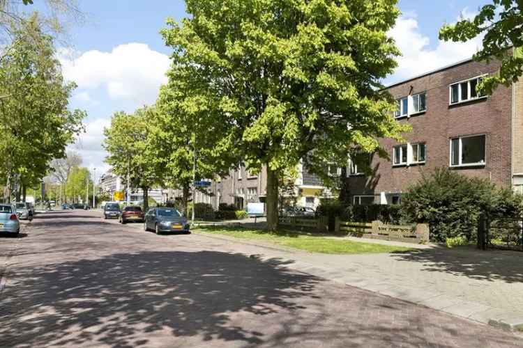 Studentenkamer Arnhem - 10m2 -  Ruim bovenhuis met dakterras