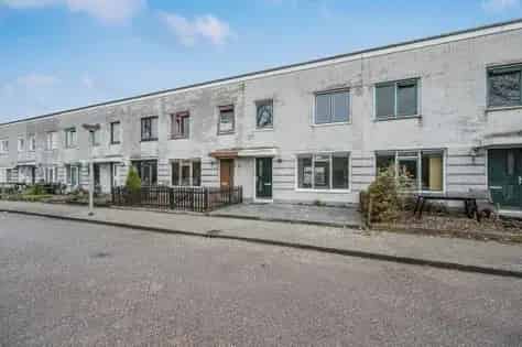 4 Kamer Huis 84m2 Almere Muziekwijk gerenoveerd