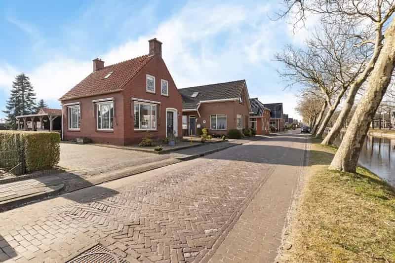 Vrijstaande woning Musselkanaal: gelijkvloers, tuin, aan het water