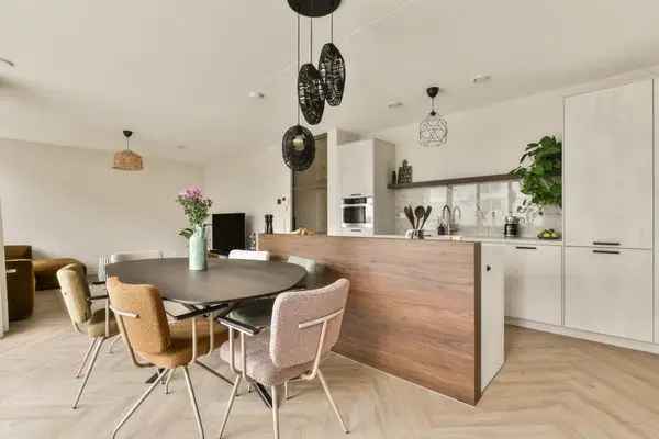 Appartement Te Koop in 383, Muiderlaan, Amsterdam, Noord-Holland