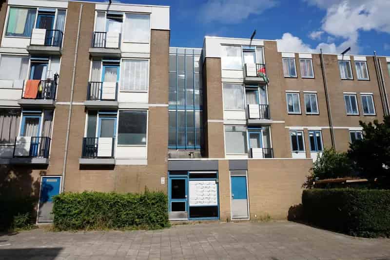 Studio Amsterdam 30m2 Nabij Metro Winkelcentrum Snelle Oplevering