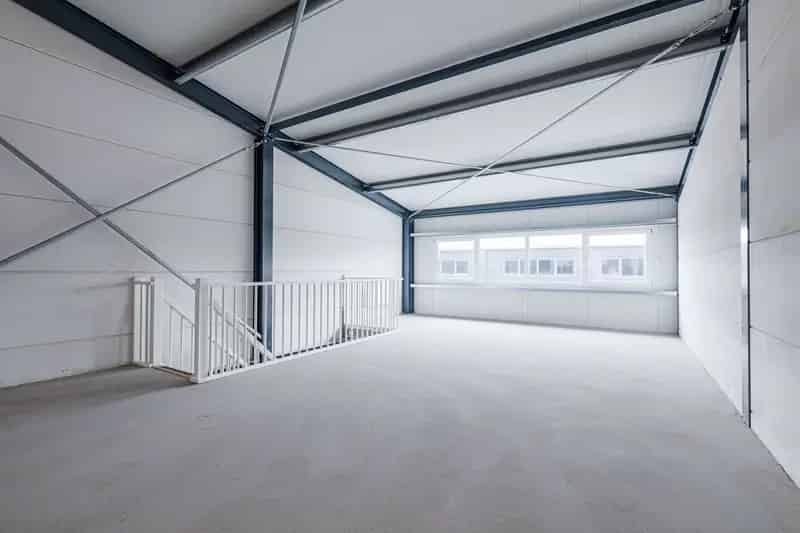 Bedrijfshal te Huur Waddinxveen 98m2