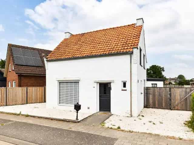 Woning te koop Kapellebrug: Zwembad, zonnige tuin en moderne renovatie