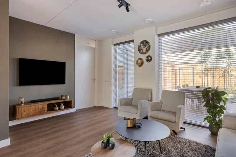 Huis te koop Hoeven: Moderne 2-onder-1-kapwoning, Energiezuinig A+++
