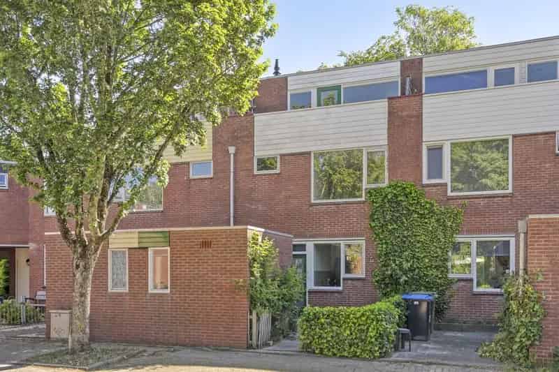 Huis Te Koop , 14, Albrondaheerd, Groningen, Groningen