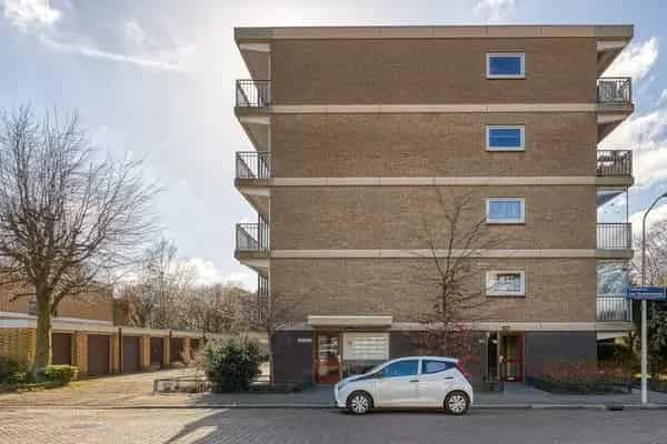 2 Kamer Appartement Waldeck Balkon Nabij Winkels