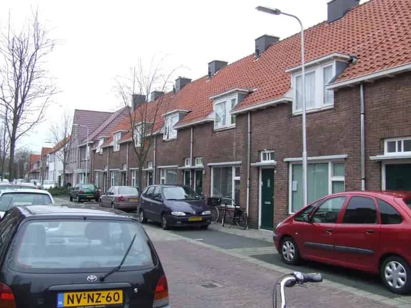 4 Kamer Eengezinswoning te Huur met Tuin
