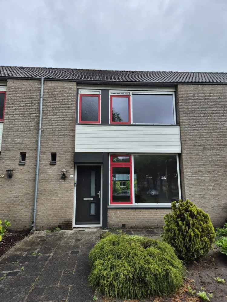 Ruime woning nabij centrum met gerenoveerde keuken en badkamer