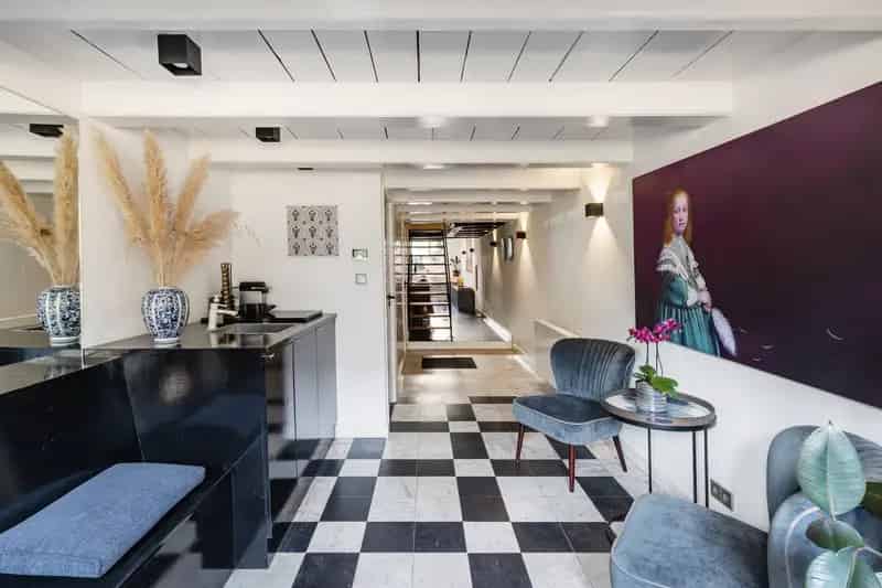 Grachtenpand Singel Amsterdam 230m2 4 slaapkamers 4 badkamers