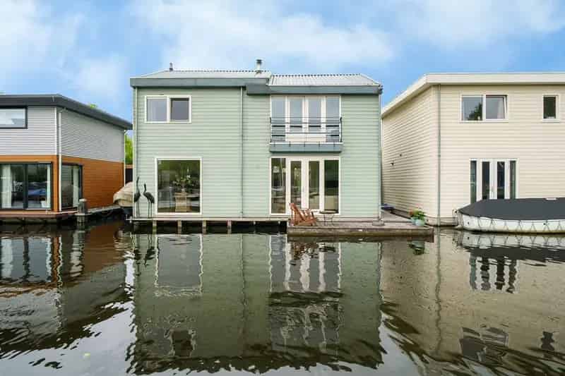 Luxe Woonboot Rotterdam 140m2 3 slaapkamers Aan Het Water