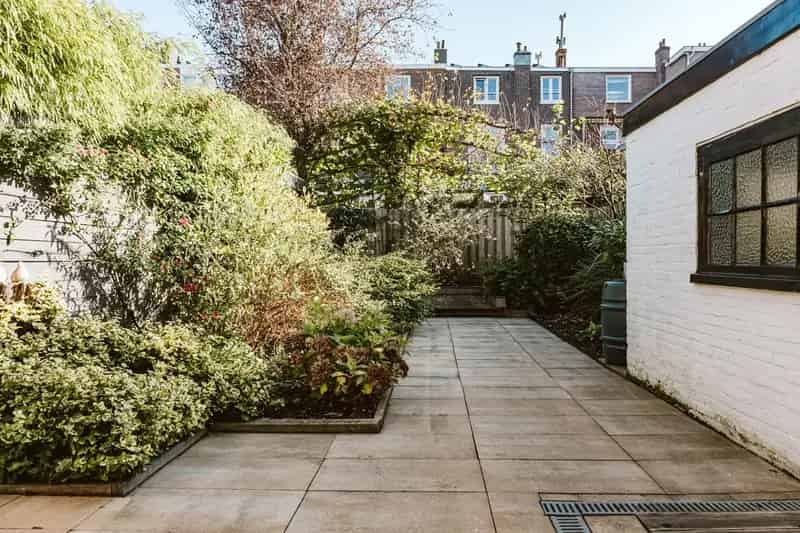 Huis te koop Haarlem - Koninginneweg: 6 slaapkamers, 2 badkamers, 236m²