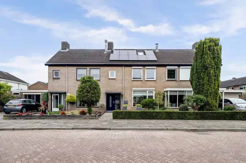 Gerenoveerde Eengezinswoning 4 slaapkamers Gendt