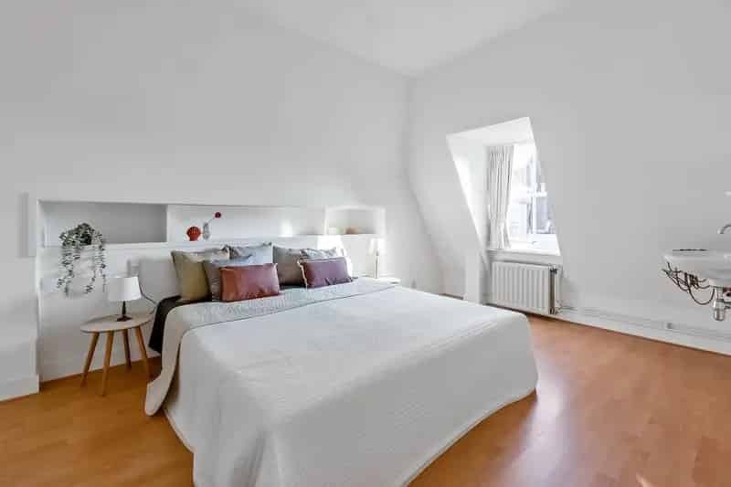 Huis te koop Leiden Groenhazengracht: 93m2 dubbel bovenhuis
