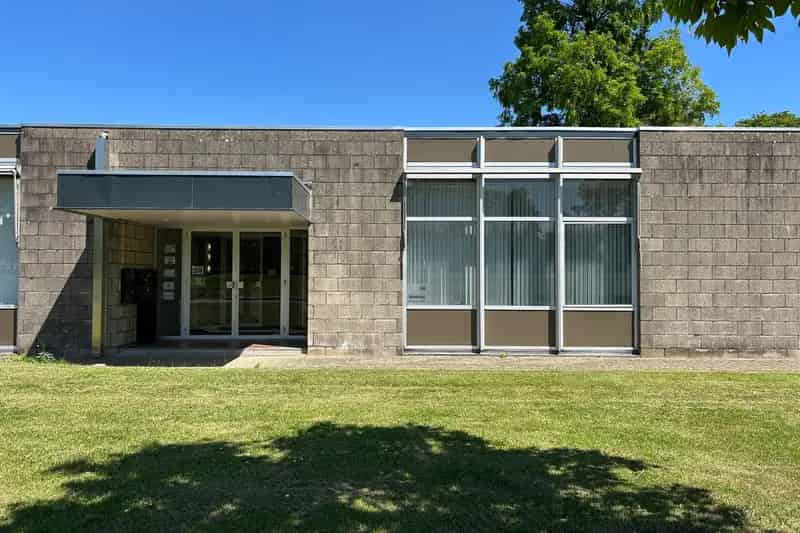 Bedrijfshal Maastricht te huur 440m2 Opslag Kantoor Webshop