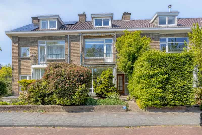Ruime Gezinswoning Vogelwijk Den Haag 210m2 4 slaapkamers