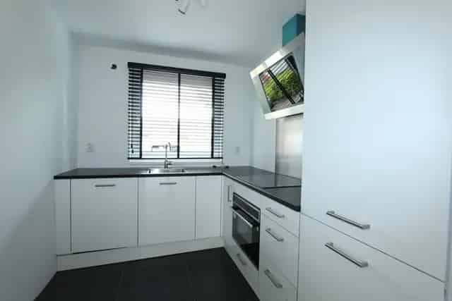 Te Huur Almere Tussenwoning 103m2 3 Kamers 1988
