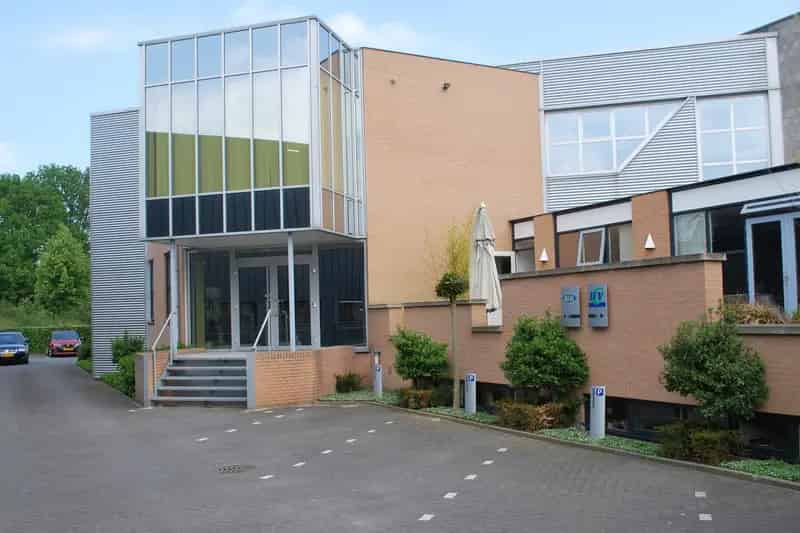 Kantoorruimte te huur Veldhoven De Run 244m2