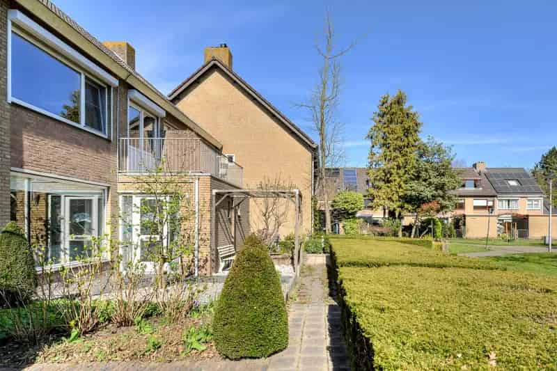 Ruime Tussenwoning Etten Leur 3 slaapkamers Energielabel A