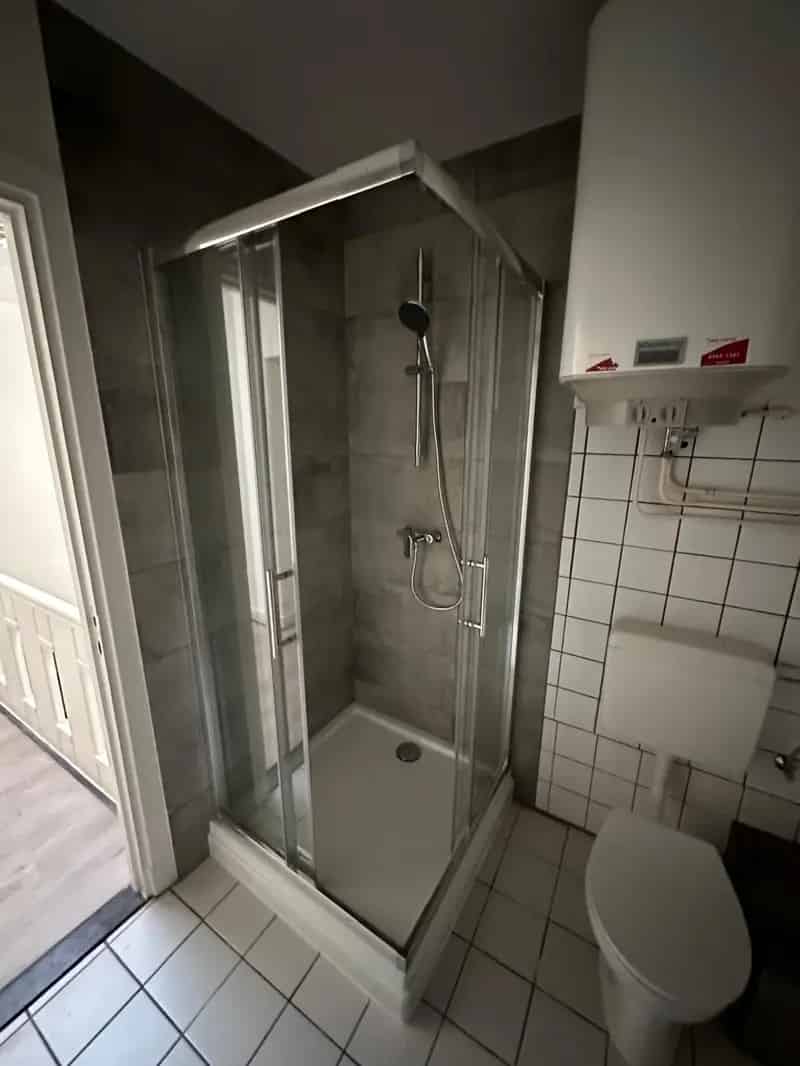 Studio Sittard Ruime Studio Eigen Badkamer Per Direct Vrij