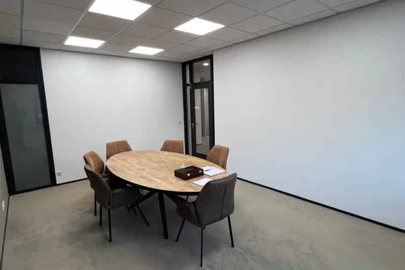Kantoorruimte te huur Reeuwijk Fokkerstraat 18