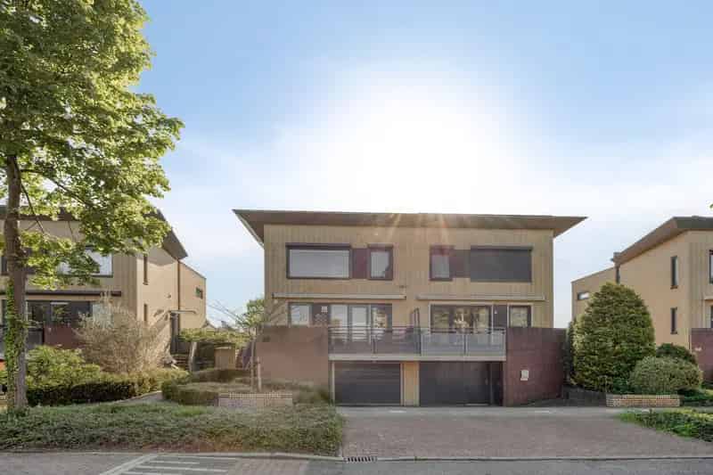 Huis te koop Apeldoorn: Ruime gezinswoning 4 slaapkamers garage