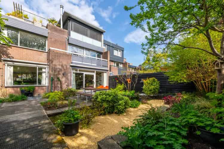 Huis te koop Zeist Brugakker 5 slaapkamers grote tuin