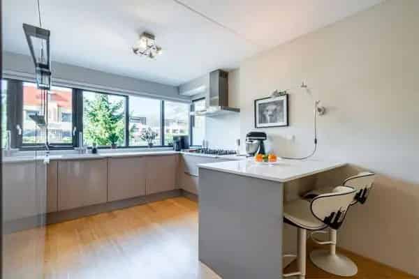 Ruime Tweekapper Aan Het Water 4 Slaapkamers Moderne Keuken