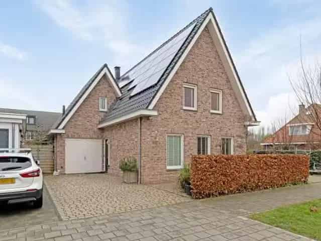 Vrijstaande woning Zuidoostbeemster: Instapklaar droomhuis met royale tuin