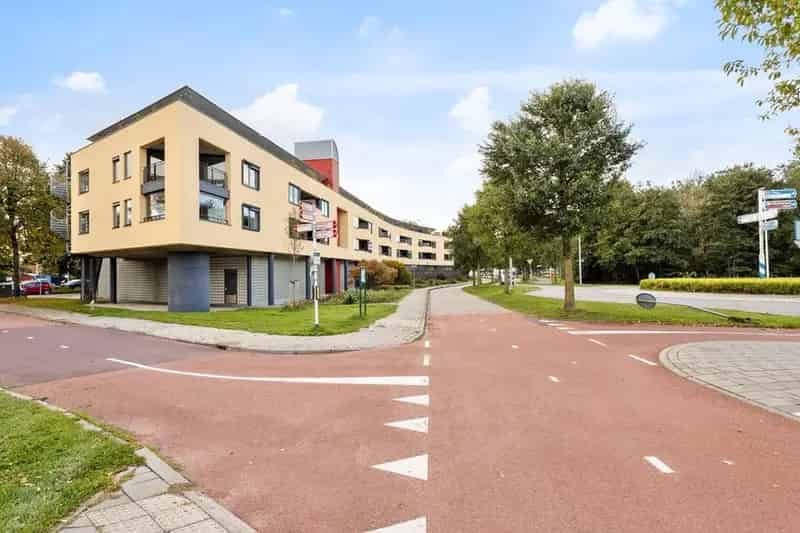 Ruim 3-kamerappartement Leiden Stevenshof  79m2  Parkeerplaats  Loggia