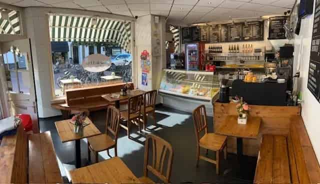 Bedrijfshal Bloemendaal | Zoek bedrijfshallen te koop: Bloemendaalseweg 24 2061 CL Bloemendaal 