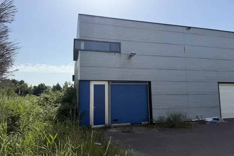 169 m2 Bedrijfsruimte te Koop Zaandam