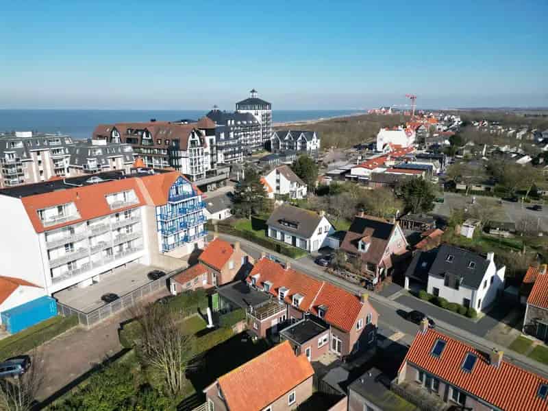 Huis te koop Cadzand Bad Nabij Strand Vier Slaapkamers