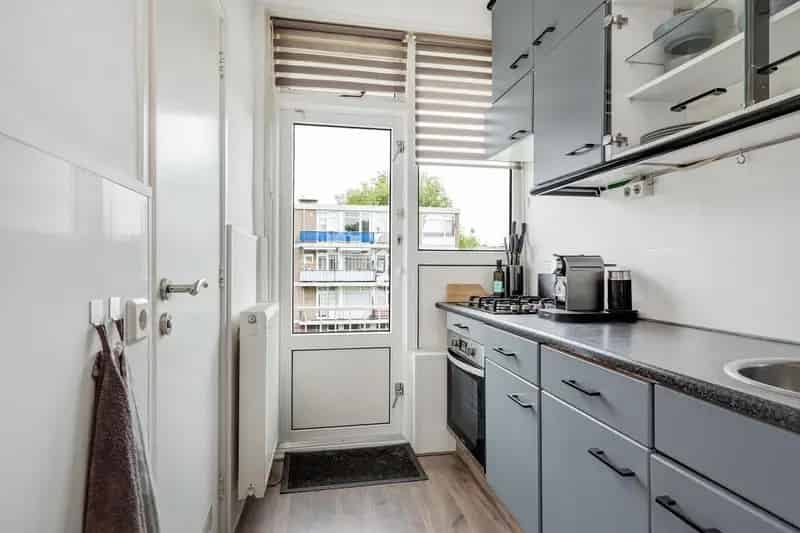 3-kamerappartement met 2 balkons nabij Zuiderpark