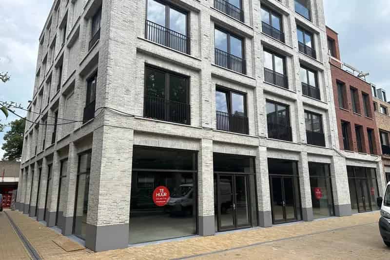 Winkel te Huur Zwolle Broerenkwartier 570m²