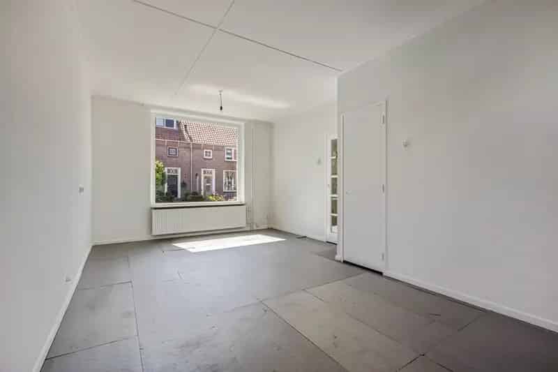 Huis te koop Ede: Verbouwde woning met diepe tuin en dakkapellen