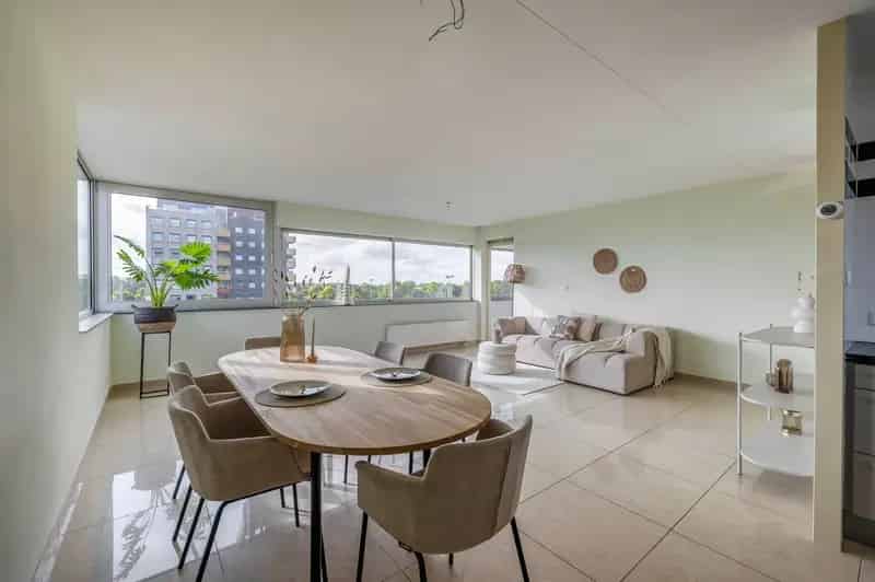 Modern 3-kamer appartement Den Haag