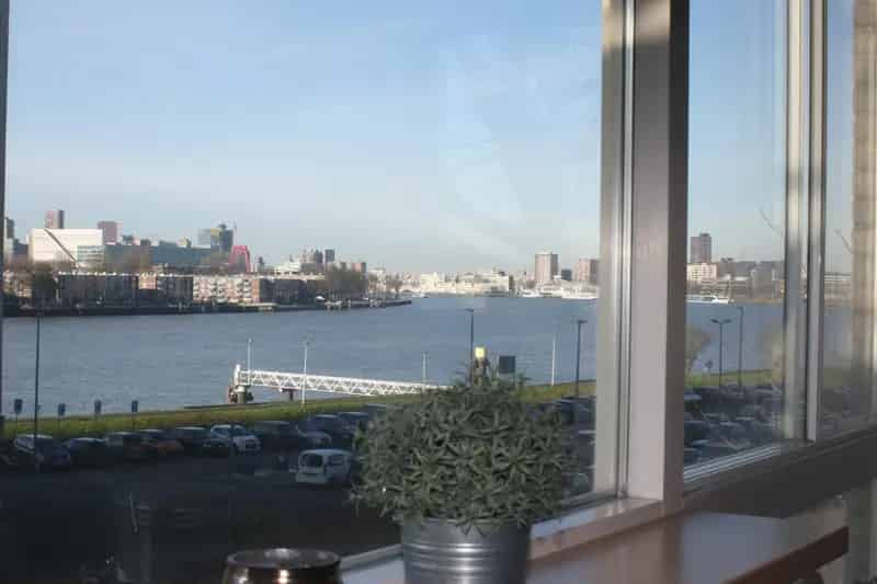 Hoekappartement Kralingen 82m2 3 slaapkamers ruim balkon