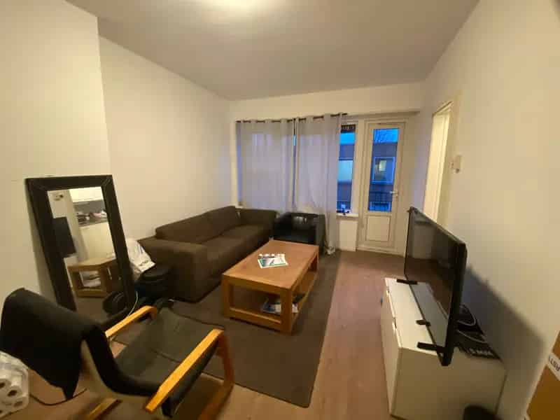 Kamer te Huur Rotterdam: Gezellig Huis met 2 Huisgenoten