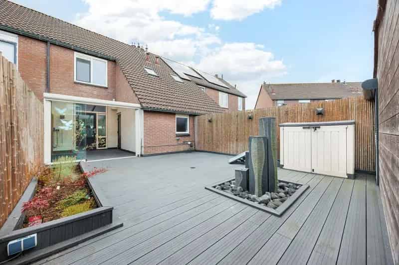 Huis te koop: Ringdijk 300 8244 BR Lelystad | Funda