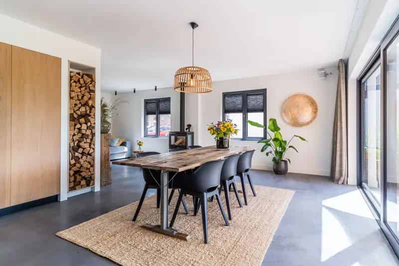 Huis te koop Rijen: Luxe Vernieuwbouwde Vrijstaande Woning