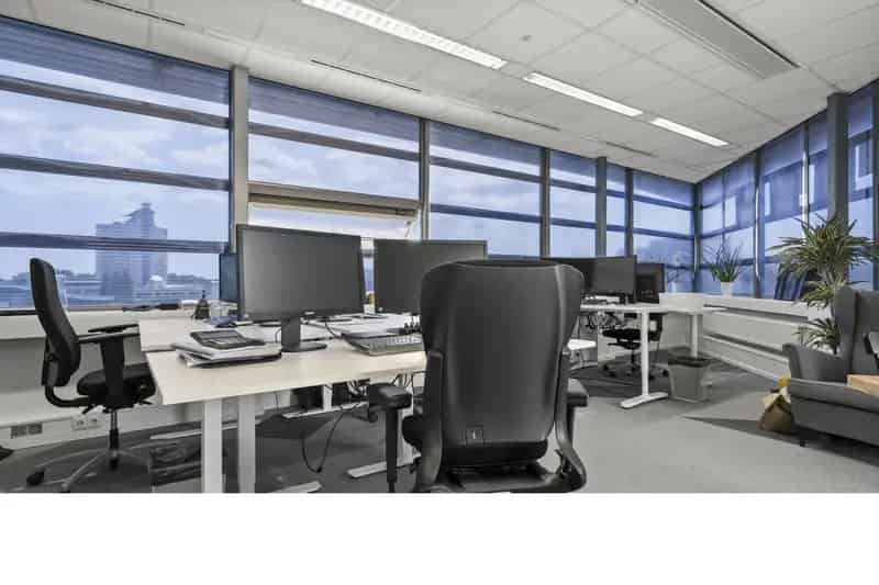 Kantoor Arnhem te huur Mr D U Stikkerstraat 181m²