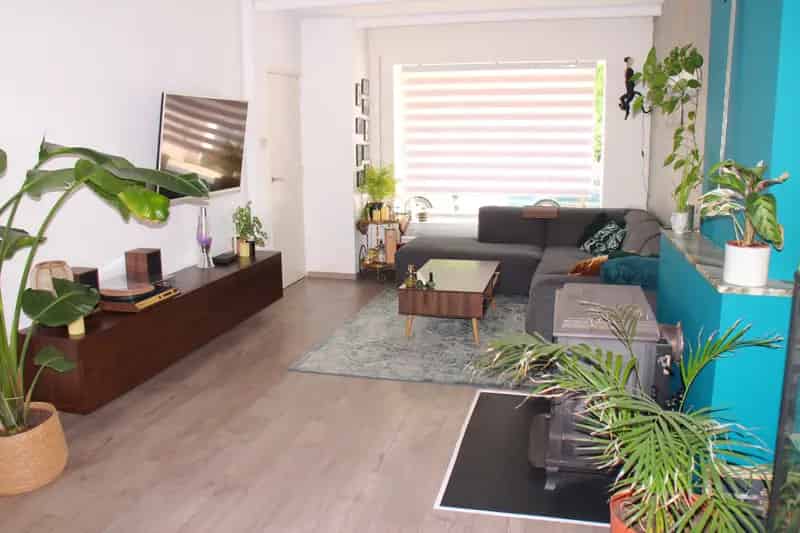 Halfvrijstaande woning 3 slaapkamers Zuidoost tuin Zonnepanelen