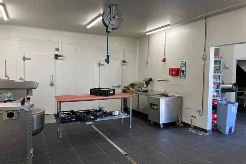 Bedrijfshal te Huur Nijkerk 360m2