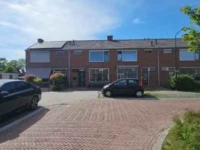 Middenwoning met Stenen Berging