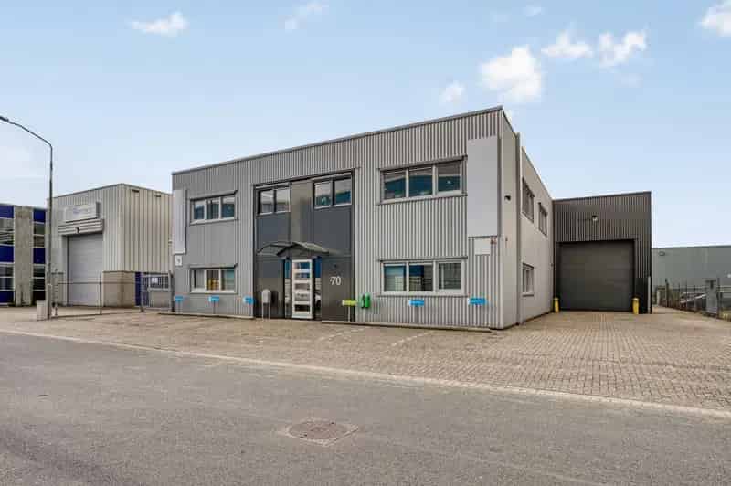 Bedrijfshal Dordrecht te Koop of te Huur Pascalstraat 70